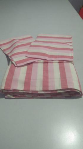 BEDSHEET STRIPE 90X108 2 PILLOW COVER